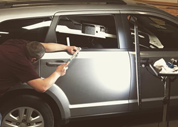 Aurora Auto Body Repair Shop